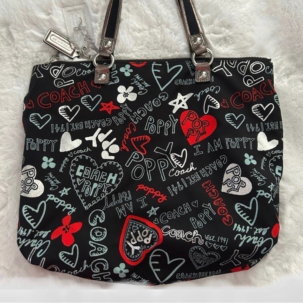 Coach poppy with hearts Glam Tote - Picture 4 of 8
